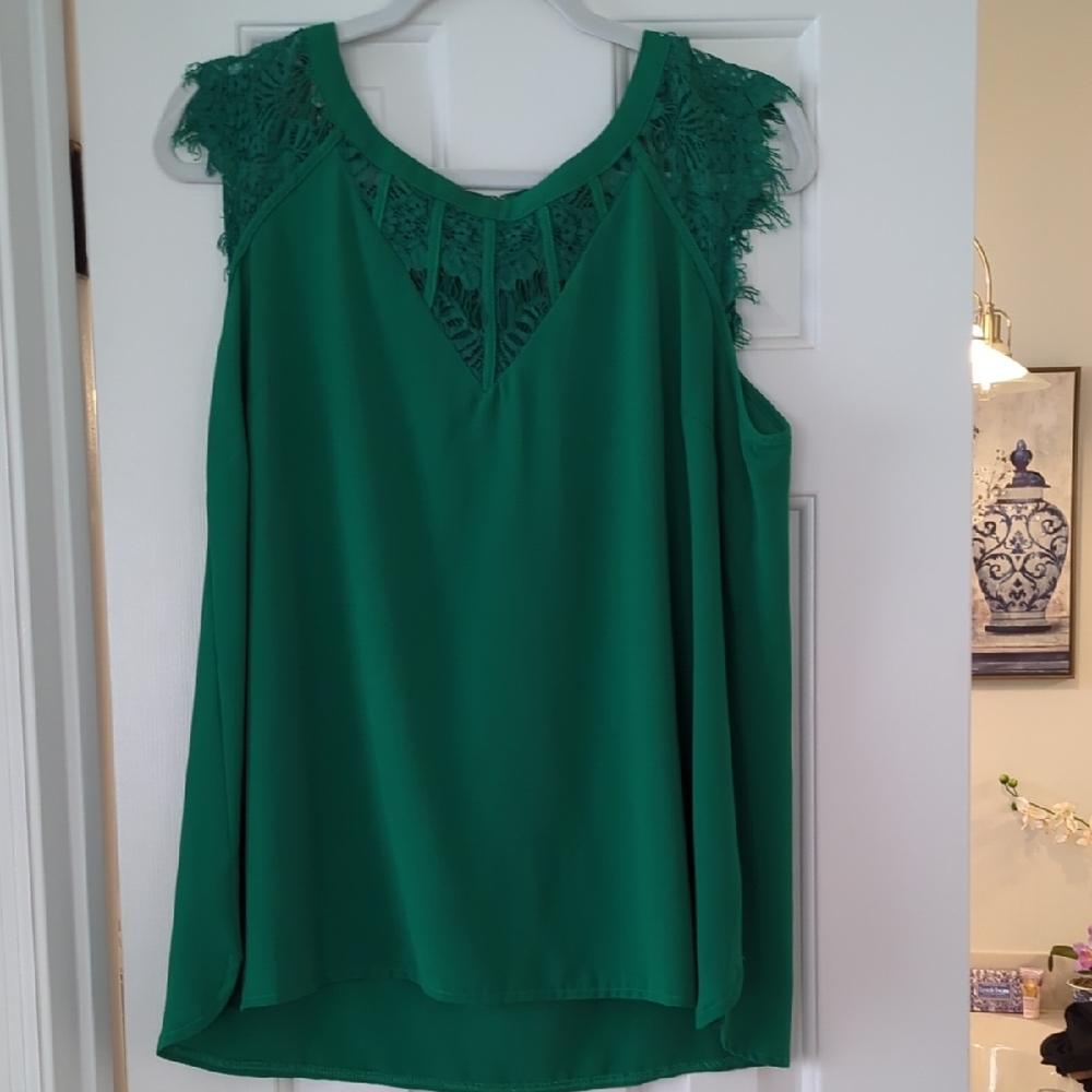 41 Hawthorn Green Lace Detail Blouse